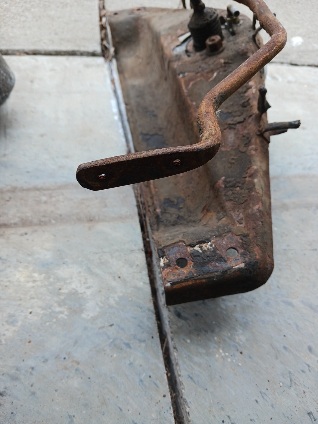 196869 dodge CHARGER HEADLIGHT DOOR ACTUATORS WORKING Complete Pair