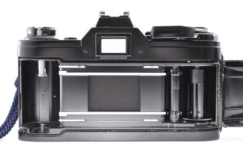 Canon AE-1 Black / Zoom Lens New FD 35-105mm f/3.5 Exc+5 SLR Film Camera Y1441 - Picture 11 of 23