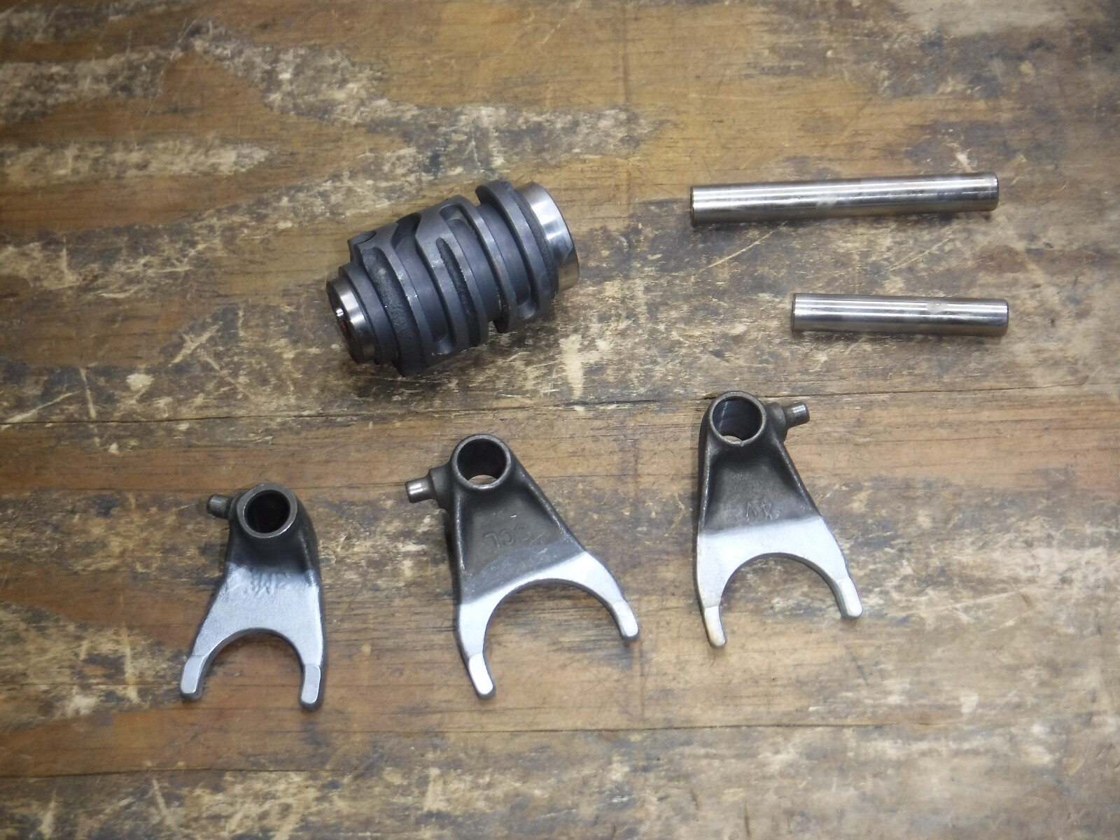 Picture 1 of 4