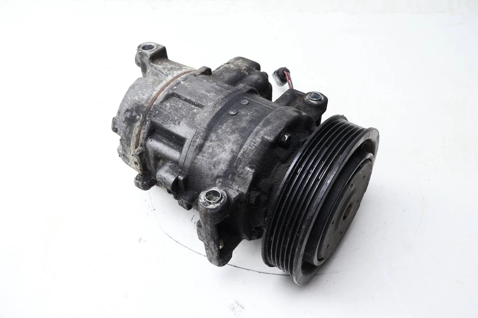 AUDI A6 QUATTRO 2005-2011 - Compresor de aire acondicionado 4F0260805AB Foto 4 de 4