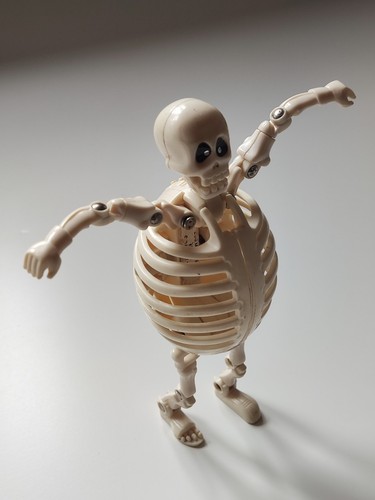 Egg Monsters SCHELETRO Skeleton Mostruovi Bandai 1987 - Imagen 2 de 5