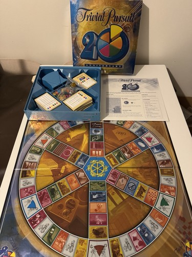 Trivial Pursuit 20th Anniversary Edition ~ 1 Pack of cards unopened - Foto 2 di 4