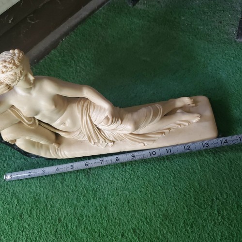 Classic Sculpture - Paolina Bonaparte as Venus by G Ruggeri Reconstituted Marble - Picture 7 of 16