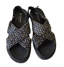 Piesanto womens black woven gold thread shoes  Sandals GC Size 40