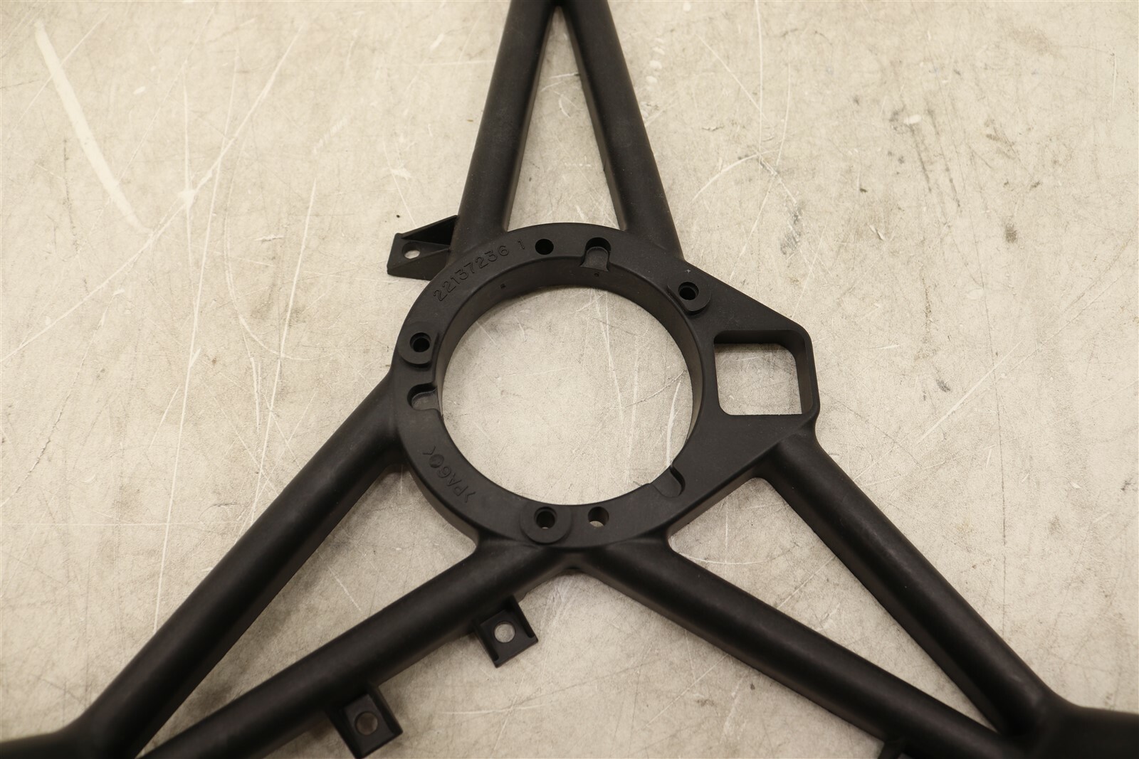 NEW ACDelco Engine Cooling Fan Shroud RH 22137624 Venture 