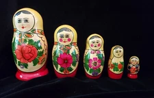 Matryoshka Nesting Dolls. 5 Dolls. 5" to 1.75".