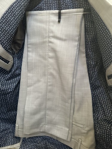 Isaac Mizrahi Boy's Light Gray 2pc Suit Set Pants Blazer Size 14 ST2499 - Picture 12 of 17