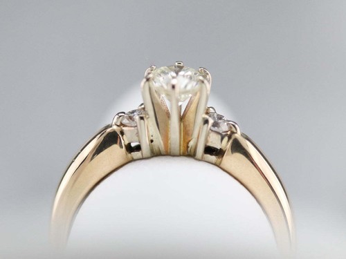 Vintage Three Stone Diamond Engagement Ring - Picture 7 of 9