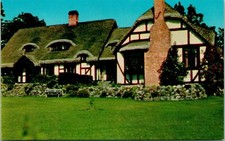 Royal Oak Victoria Old Tudor House Postcard Unused (23732)