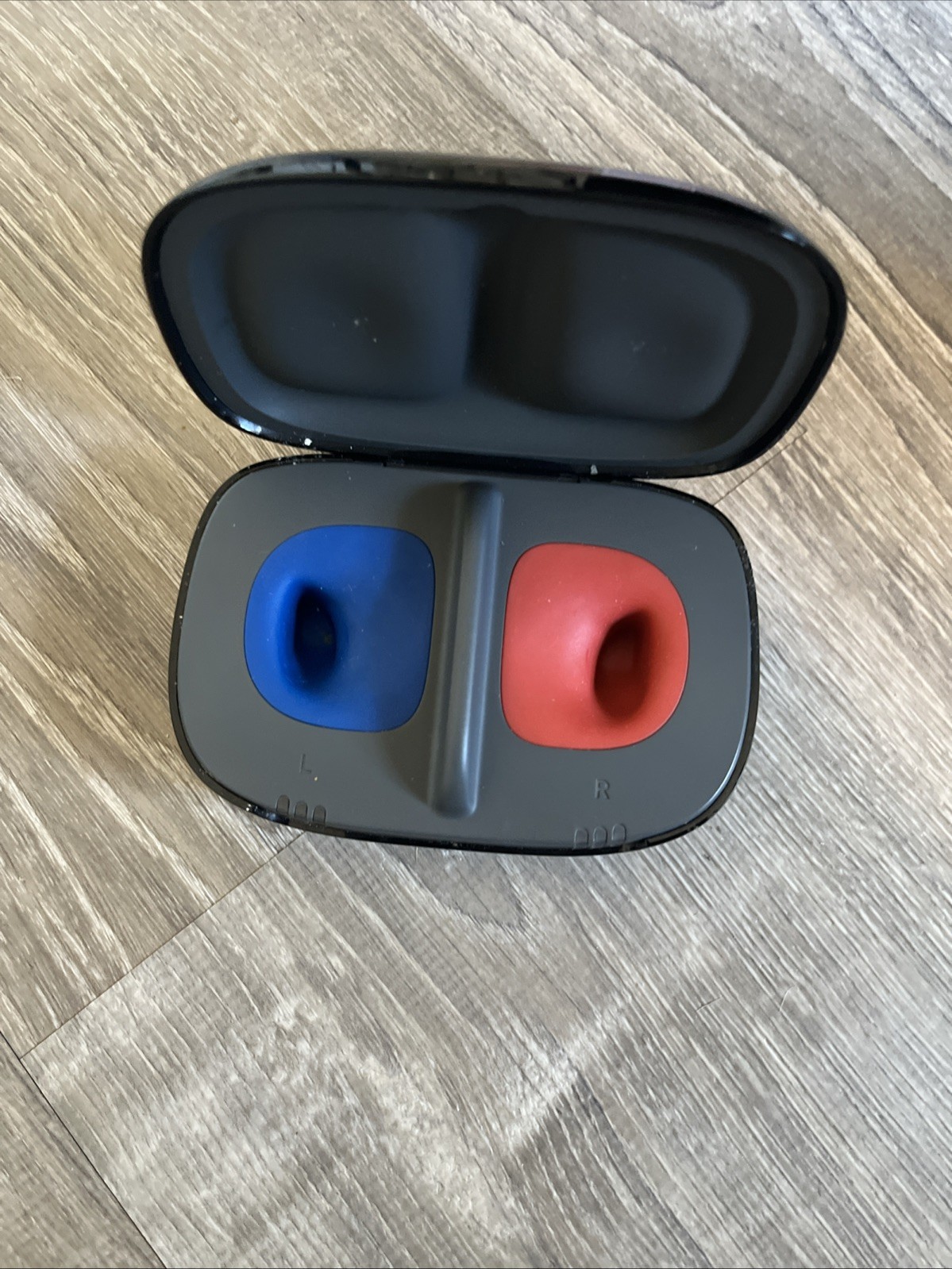 Miracle Ear Energy I 5 AX Left  Hearing Aid Only With Charging Case TESTED