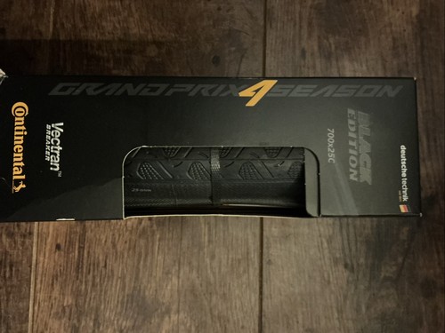 Continental Grand Prix 4-Season 700x25 Rennrad Reifen schwarz/duraskin - Bild 1 von 1