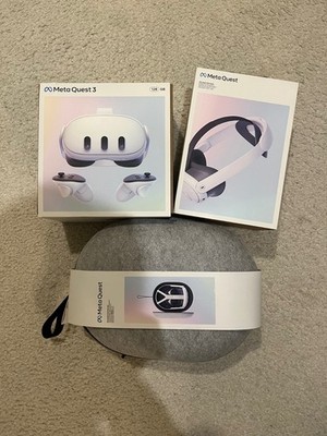 Meta Quest 3 128GB VR Headset with Elite Strap and Carrying Case