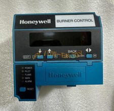 1PIECE NEW HONEYWELL CONTROLLER RM7800E1010 RM7800E 1010