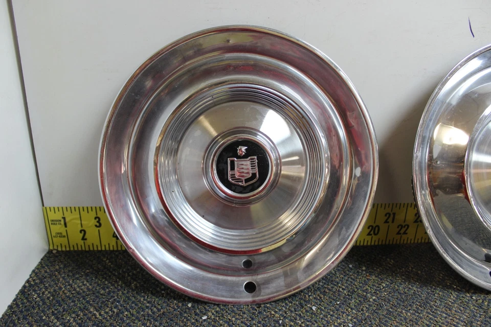 Оригинальный комплект из 4 колпаков ступицы 14 дюймов C0MY1130B 1961 Ford Monterey/Mercury Park Lane (429) - Изображение 2 из 4