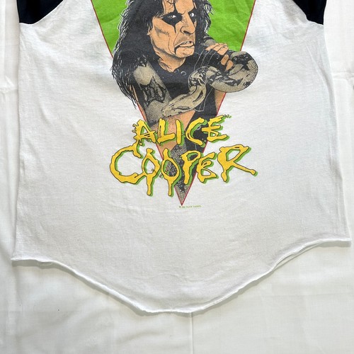 RARE Vintage 1986 Alice Cooper Tour '86-'87 Concert T-Shirt Raglan Sleeve - XL - Picture 10 of 16