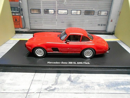 Porta a battente Mercedes Benz AMG Tuning 300SL 300 SL Flick rosso 1974 Autocult 1:43 - Foto 2 di 6