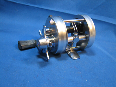 リール AbuGarcia - ABU Garcia Ambassadeur 2500C Abu Garcia Ambassadeur 2500C Silver BaitCasting Reel Very
