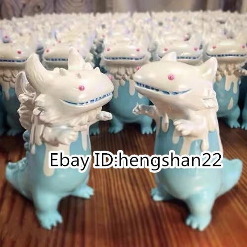 T9G Shoko Nakazawa Byron Rangeron Blue-White Set (2 Pcs T9G Shoko Nakazawa Byron Rangeron Blue-White Set (2 Pcs