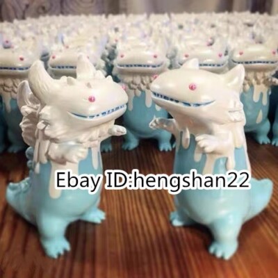 T9G Shoko Nakazawa Byron Rangeron Blue-White Set (2 Pcs T9G Shoko Nakazawa Byron Rangeron Blue-White Set (2 Pcs