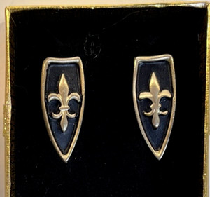 Authentic HICKOK USA Fleur de Lis Shield Cuff Links Gold Plated Black Enamel Vintage