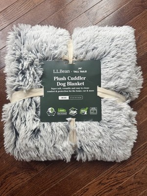 NEW-LL Bean Plush Cuddler Dog Blanket (Light Gray)