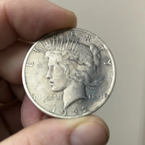 1922 Peace Dollar Silver $1 Coin Circulated 90% Silver Business Strike