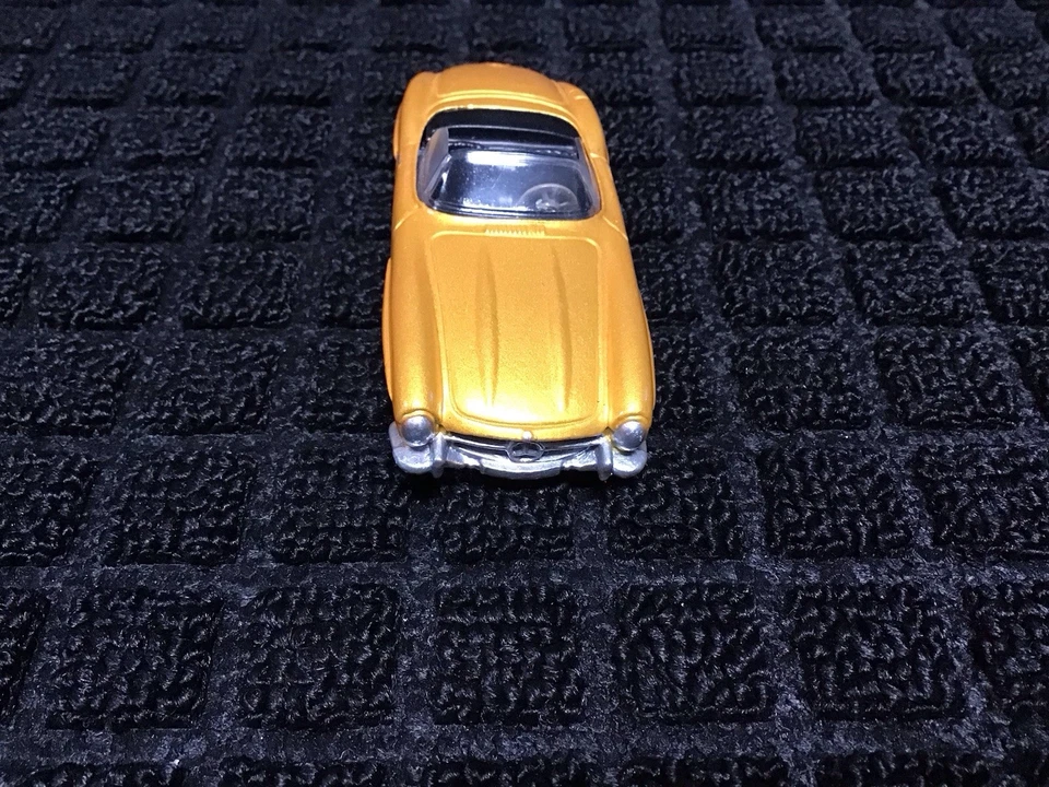 Original Vintage Corgi 304S Mercedes Benz 300 SL Roadster. 1961 - 1965. - Image 2 of 4