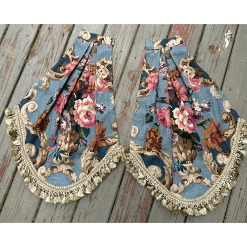 Pair of vintage custom-made balances, luxury, blue tassel, small windows