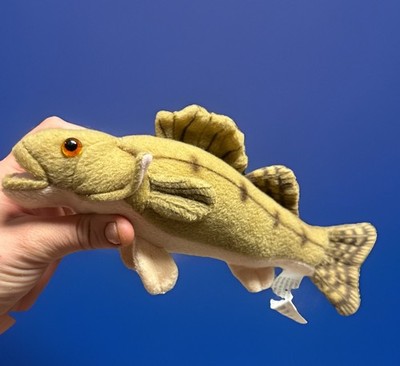 Collectable 2002 Cabin Critters Inc. 10'' Walleye Plush Fish Stuffed Cabin Toy