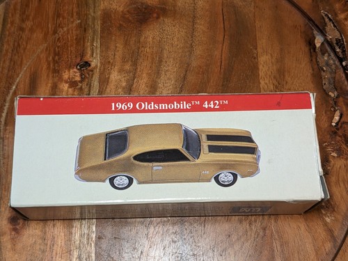 Vintage High Speed-1969 Oldsmobile 442 Diecast Car-1:64 Scale-2001-NIB (B-1) - Picture 2 of 10