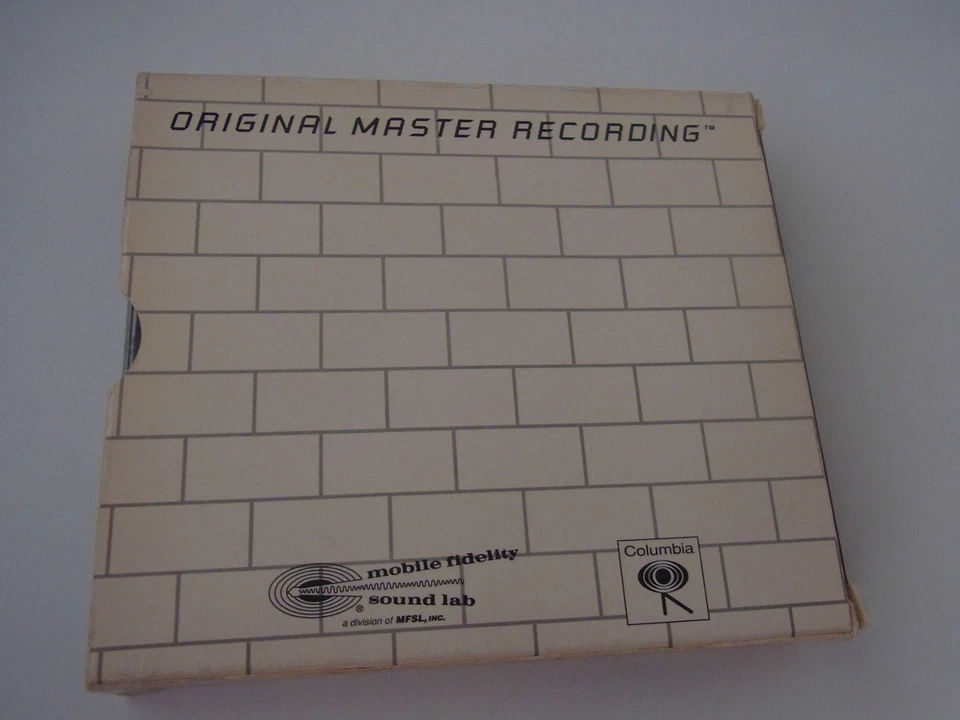 Pink Floyd / The Wall 2 CD Box MFSL ( 24 Karat Gold ) - Bild 2 von 4