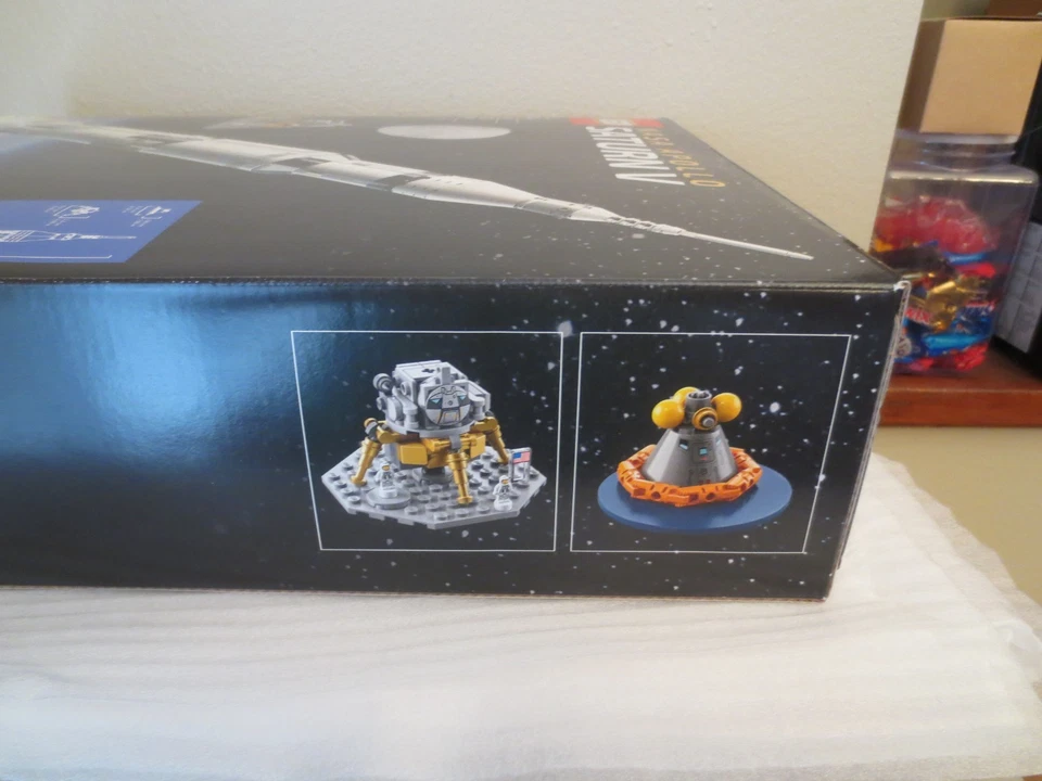 LEGO Ideas Nasa Apollo Saturn V 21309 Building Kit-EXCELLENT CONDITION - Image 3 of 4