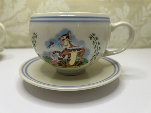 Lenox Classics The Pooh Pantry Tea Cups Set Of Four - Picture 5 of 12