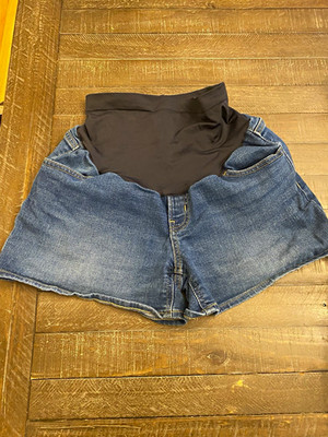 Old Navy Maternity Full Panel Denim Shorts, Size 4, Blue Solid Flat Front