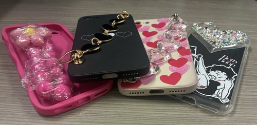 NEW BETTY BOOP & HEARTS IPHONE SE PHONE CASES ~LOT OF 4 PHONE CASES 🩷🖤❤️ - Photo 16 sur 16
