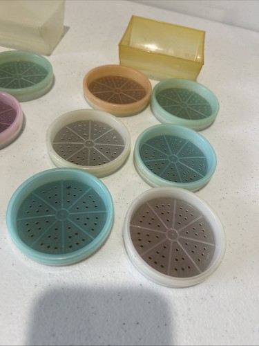 Vintage 2 x Set Of 6 Tupperware Wagon Wheels Coasters In White Plastic Holder - Picture 6 of 9