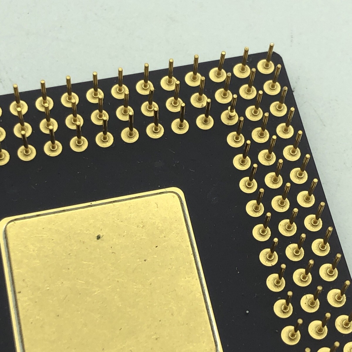 AMD 486 DX2 66 MHz CPU Am486 DE2-66V8TGC Very Rare Vintage