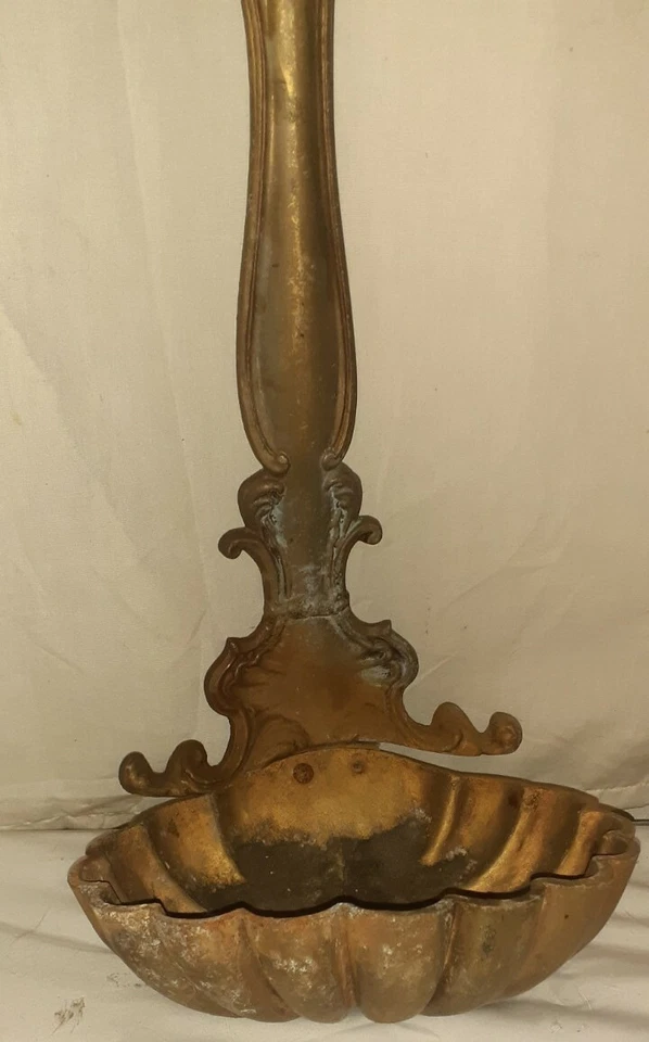 Conjunto de 2 Conchas de Metal Fundido Dourado MCM Parede Jardim Externo Banho de Pássaros Alimentador de Pássaros - Imagem 4 de 4