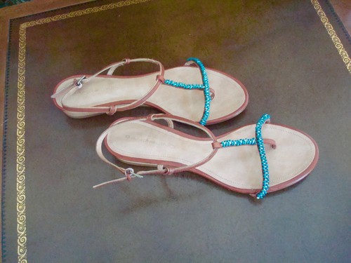 bandolino beaded sandals