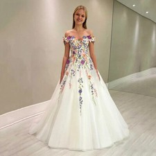 Embroidered Wedding Dress 3D Flower Appliqued Tulle Strapless Train Bridal Gowns