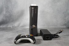 Microsoft Xbox 360 S 250 GB Gloss Schwarz Spielekonsole inkl. Controller