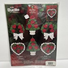 Vintage Bucilla Rose Tree Felt Ornament Kit 84938 6pc Christmas Floral Craft