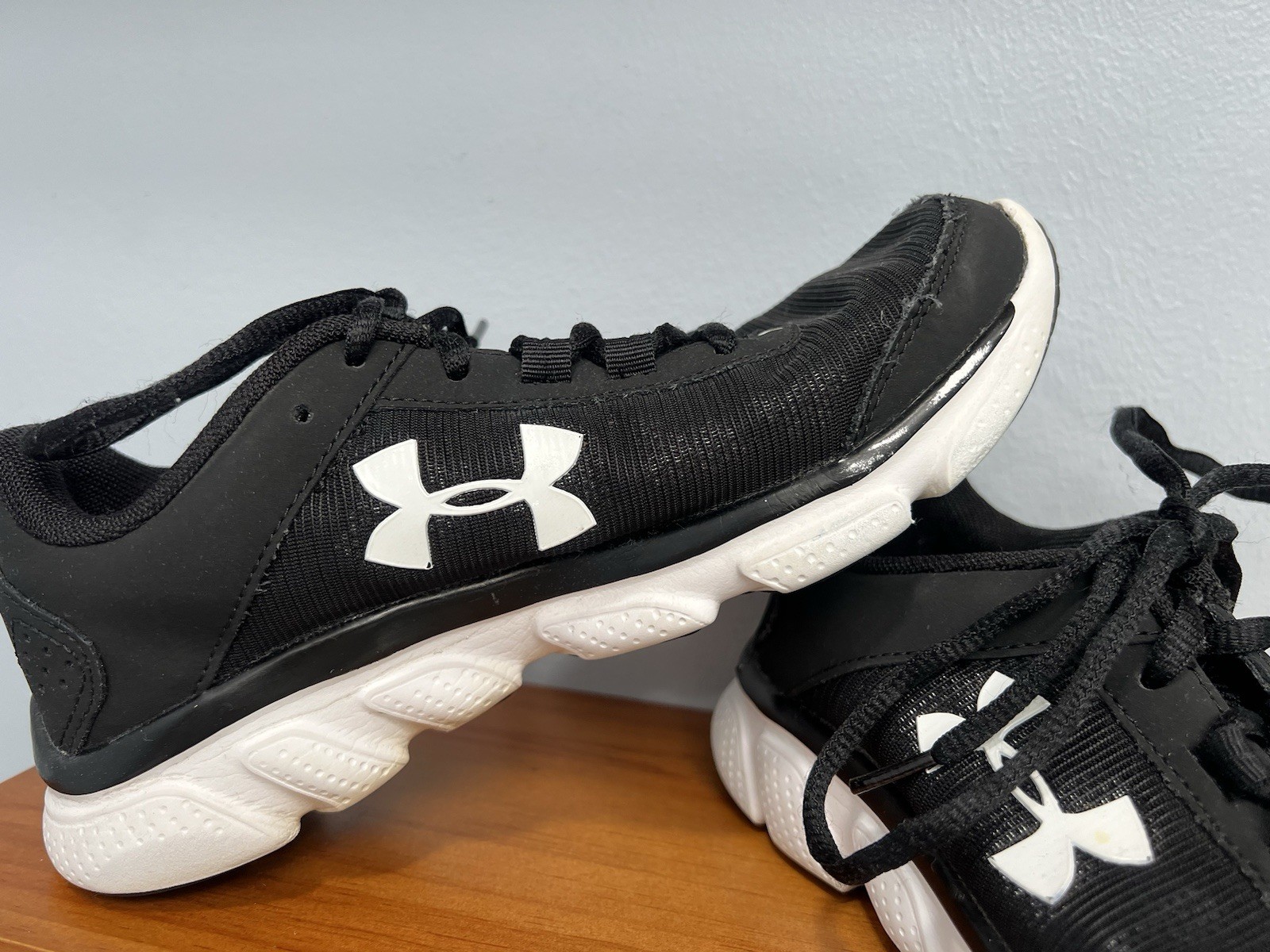 UNDER ARMOUR Charged Assert Athletic Sneakers Wom… - image 12