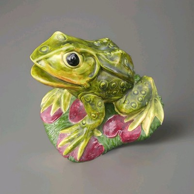 Large Majolica Life Like Pottery Frog On Lily Pads Garden Statue Figure Doorstop