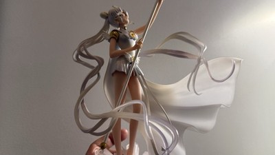 Sailor Moon Cosmos FiguartsZERO Chouette Sailor Cosmos Figure