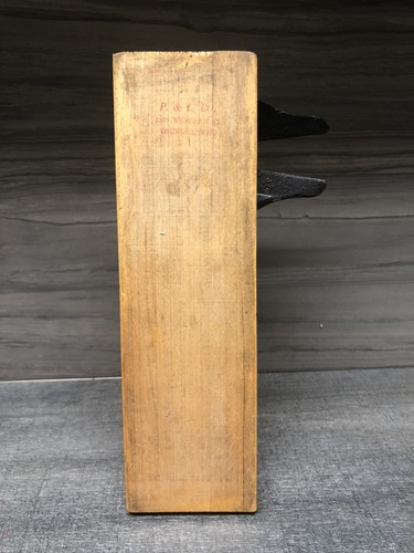 Vintage Nutcracker Lever Action Board Vise Mounted Cast Iron On Wood USA - Picture 11 of 14