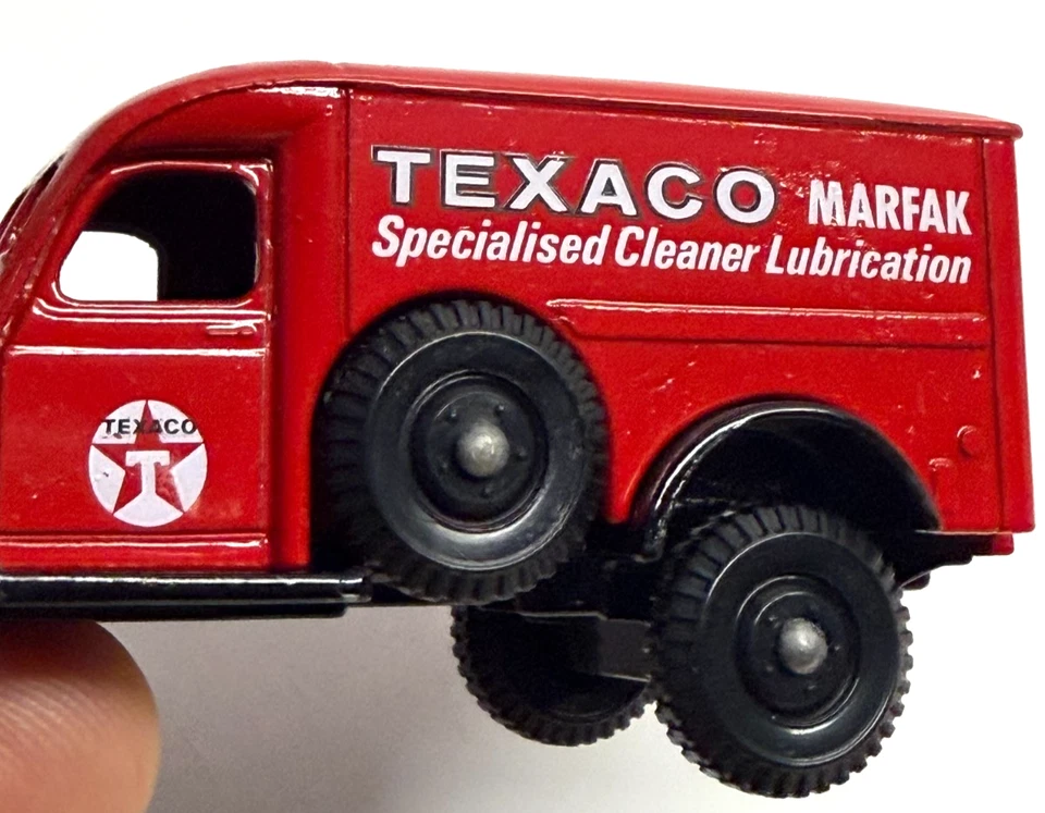 Dodge 4 x 4 "Texaco Marfak Spec Cleaner Lub" Lledo Days Gone 1942 de colección Foto 3 de 4