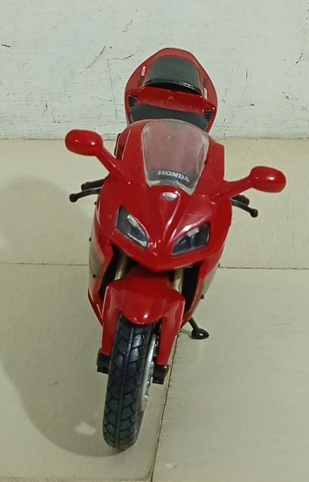 88295 MODELLISMO 1/24 - Honda CBR 600 RR - Immagine 3 di 4