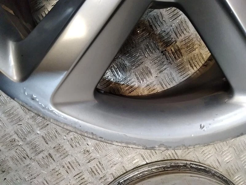 8.5X18 5 TORN ET29 juego de llantas para AUDI A5 (8T3) 2.7 TDI 2007 4903257 - Imagen 4 de 4