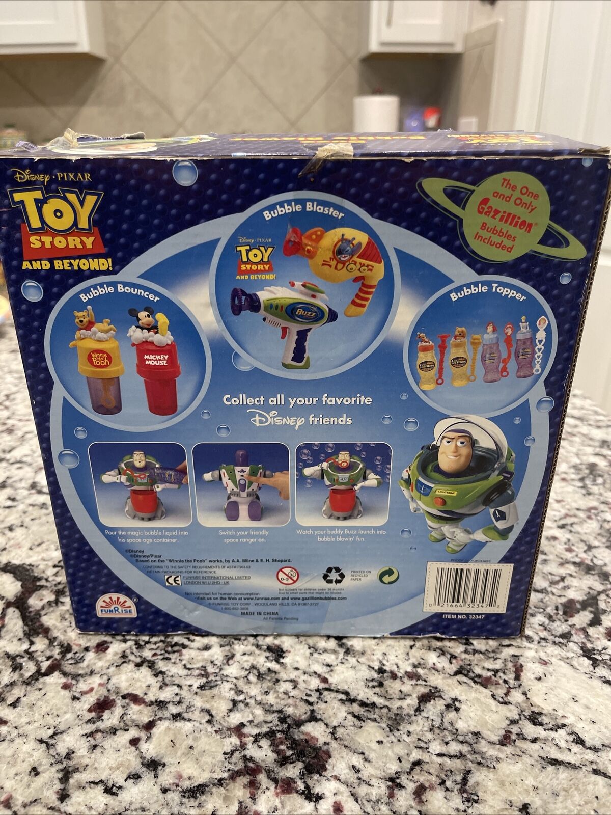 NEW Disney Toy Story And Beyond! Buzz Bubble Blaster With Gazillion Bubbles  NOS